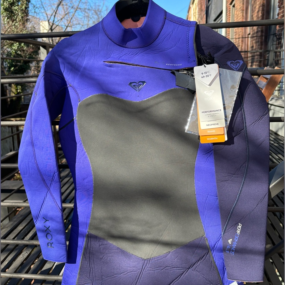 ROXY new wetsuit with tags